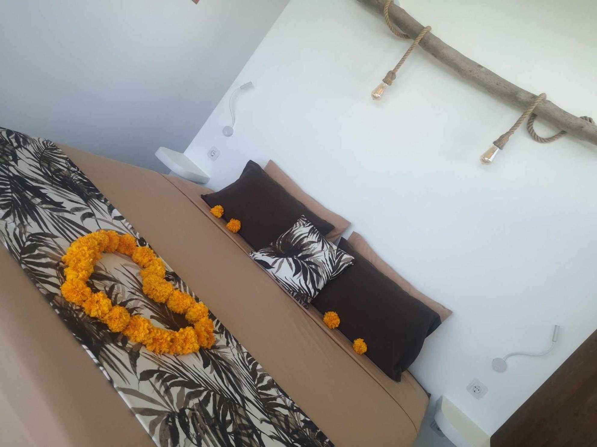 Eden Eco-Villas With Private Pool & Sea View - Adult Only Batumadeg Exterior photo